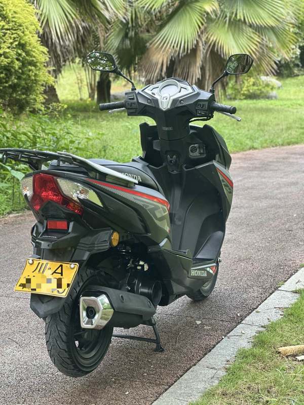 二手新大洲本田裂行 RX125Fi