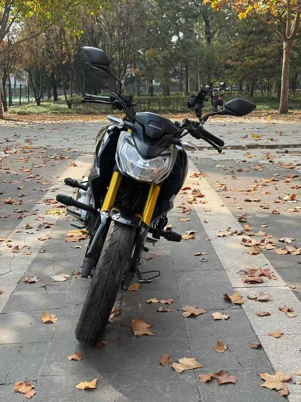 二手五羊本田CB190R 暴锋眼