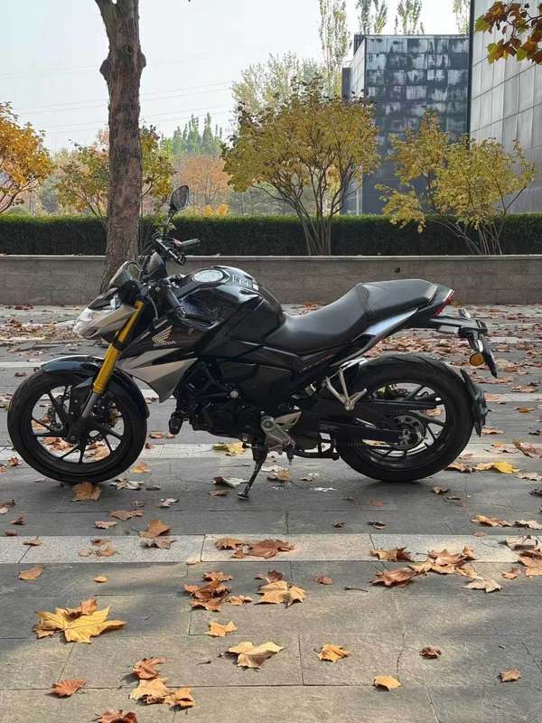 二手五羊本田CB190R 暴锋眼