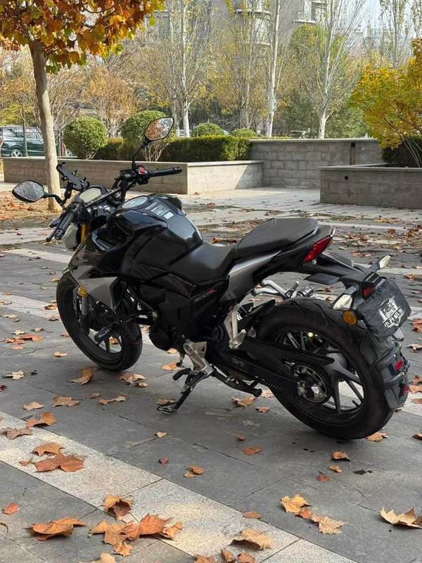 二手五羊本田CB190R 暴锋眼