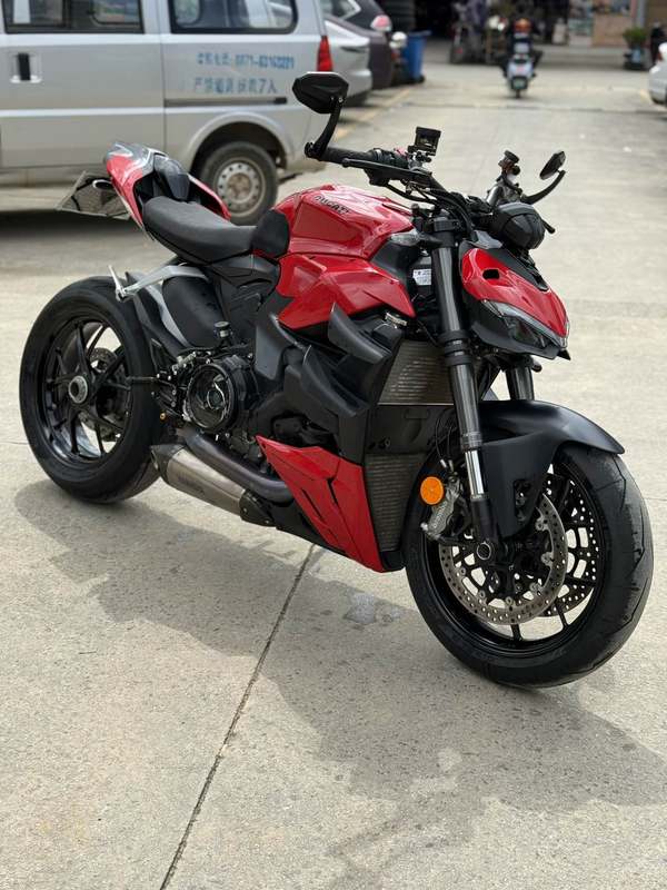 二手杜卡迪Street Fighter V2