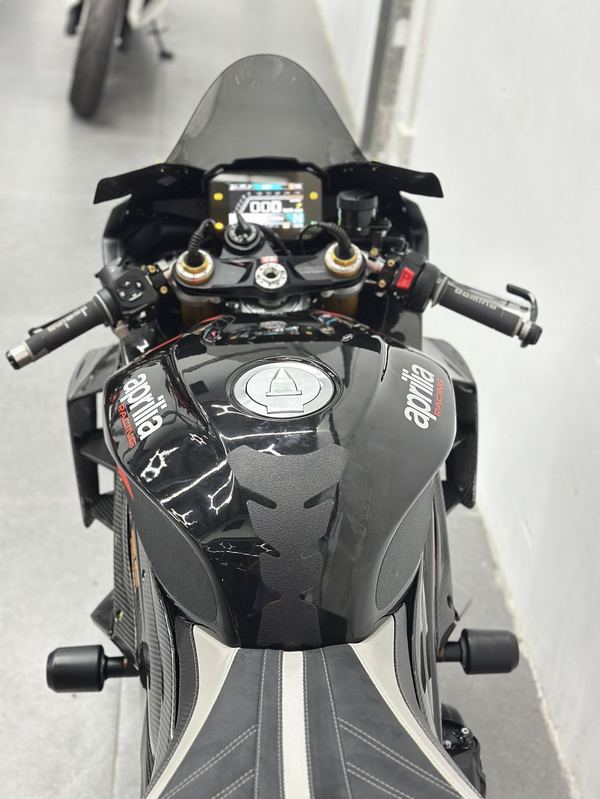 二手阿普利亚RSV4