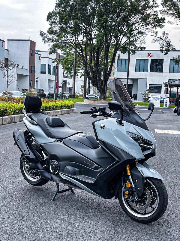 二手雅马哈TMAX