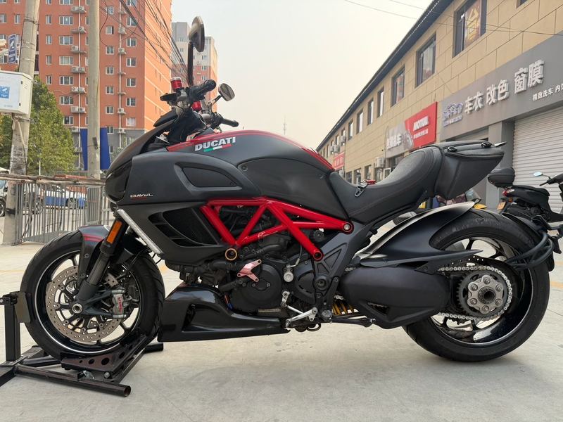 二手杜卡迪Diavel 