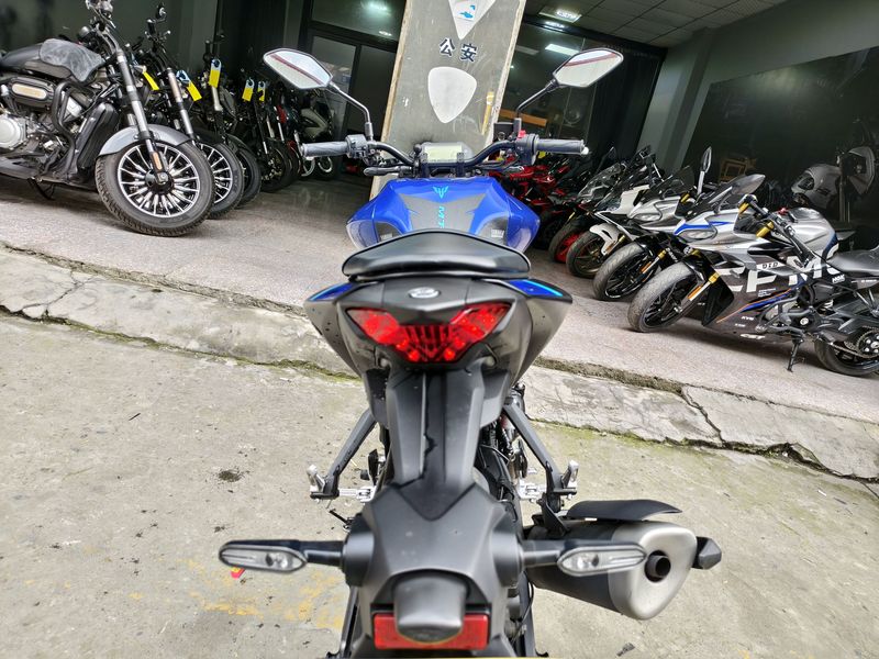 二手雅马哈MT-03