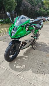 二手贝纳利龙卷风 Tornado 252R