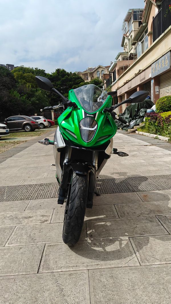 二手贝纳利龙卷风 Tornado 252R