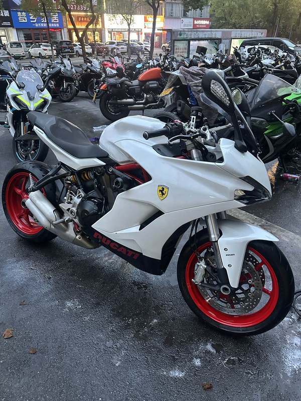 二手杜卡迪SuperSport