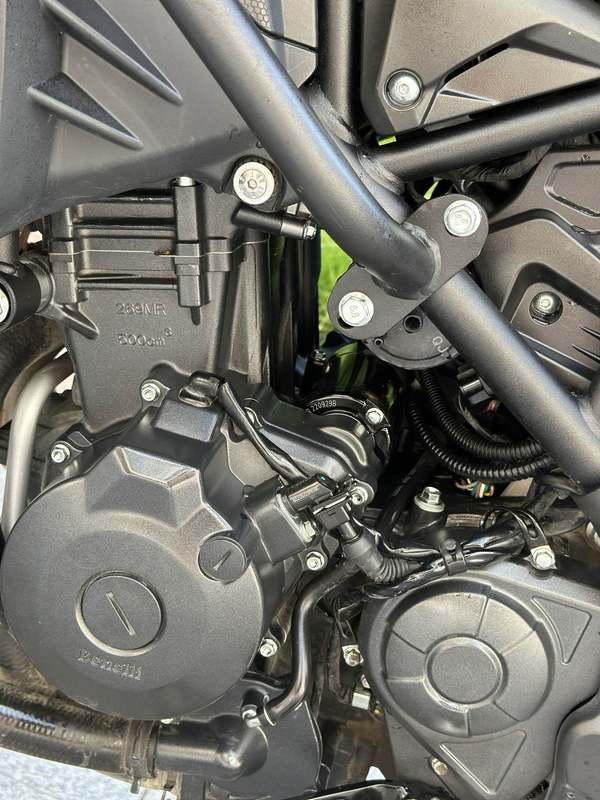 二手贝纳利金鹏 TRK502