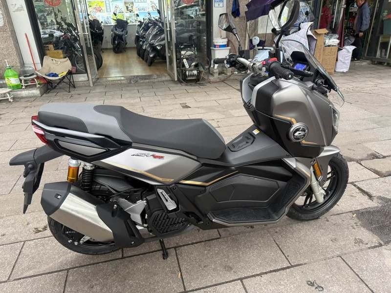 二手QJMOTOR鸿150ADV