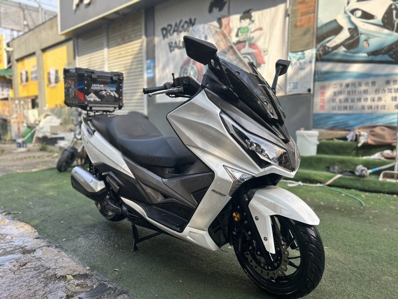 二手大阳V锐 300T