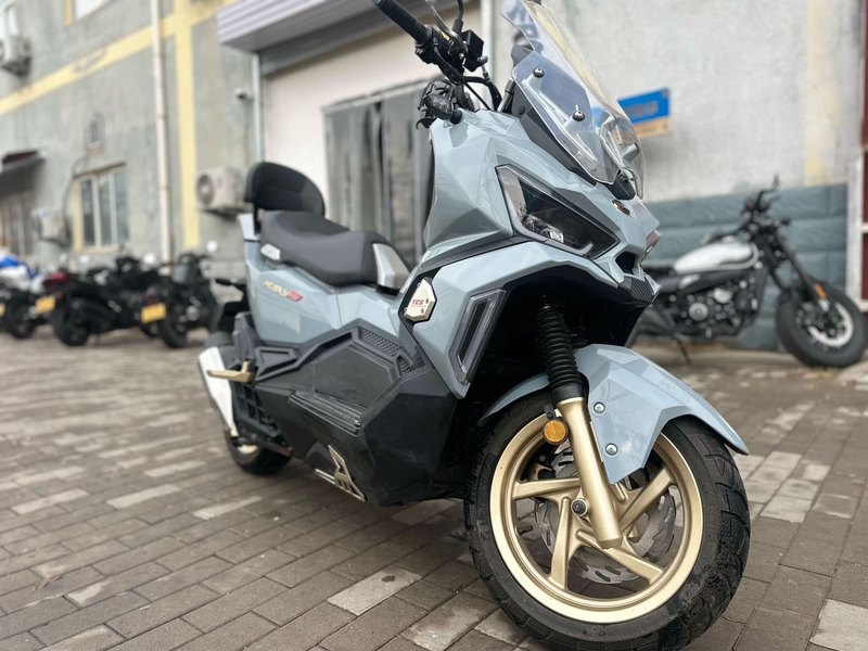 二手三阳哈士奇 Husky ADV150