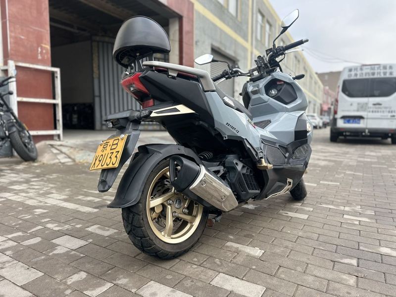 二手三阳哈士奇 Husky ADV150