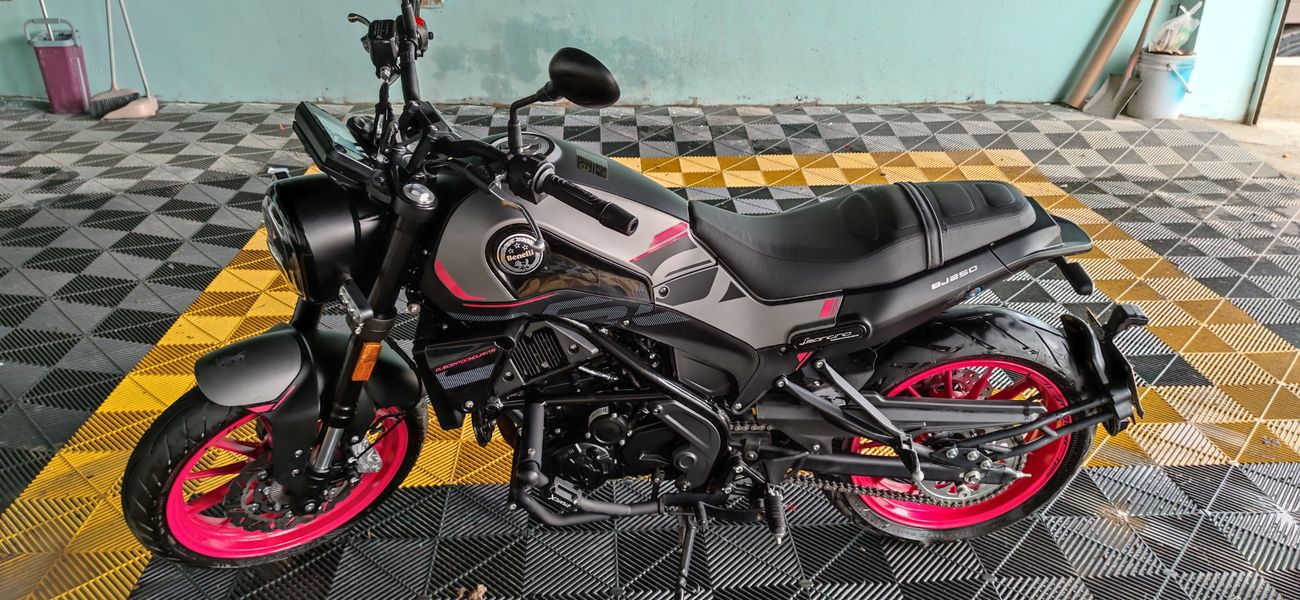 二手贝纳利幼狮 Leoncino 250