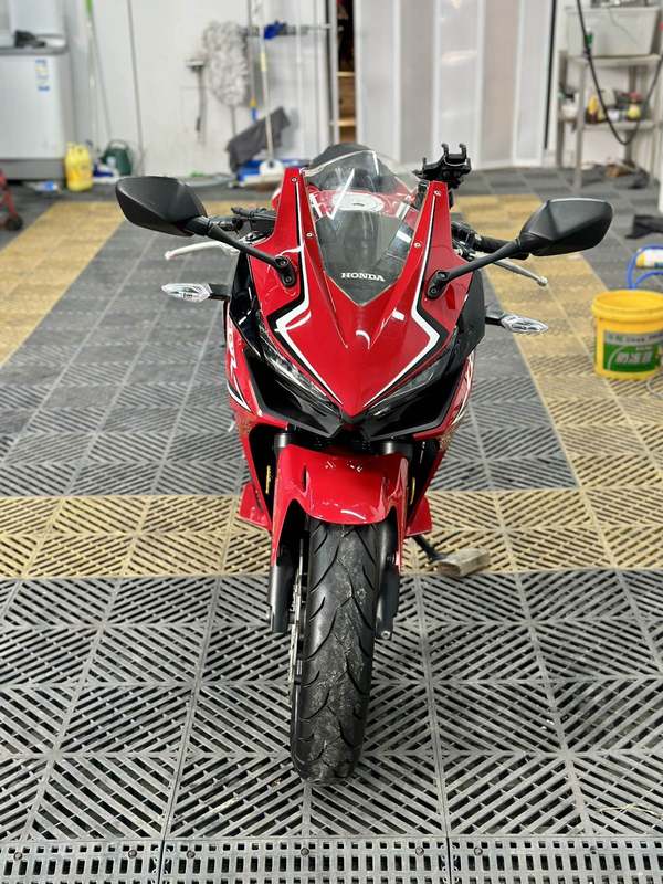 二手本田CBR400R