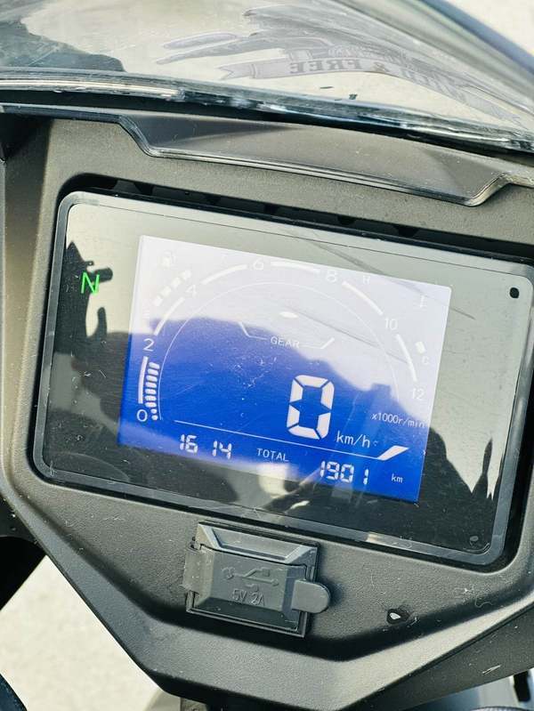 二手贝纳利龙卷风 Tornado 252R