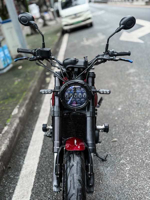 二手贝纳利幼狮 Leoncino 500