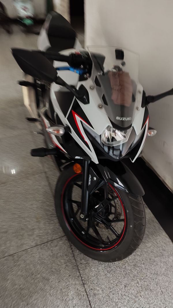 二手豪爵铃木GSX250R