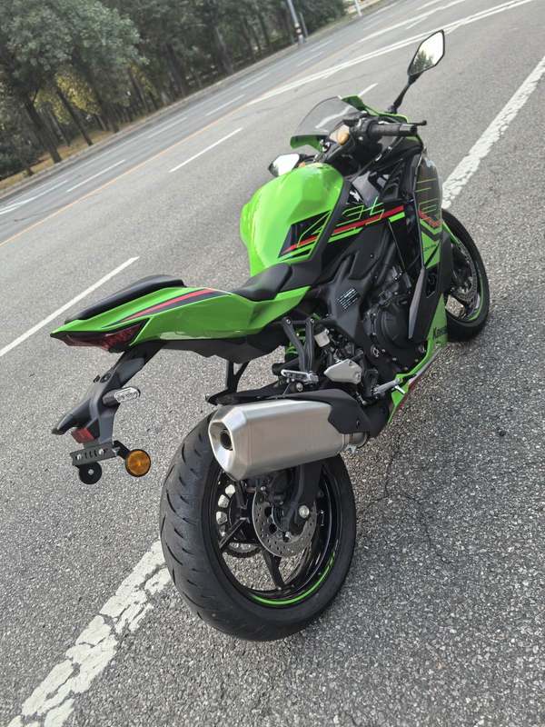 二手川崎ZX-4R