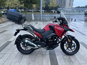 二手五羊本田猛鸷 CB190X