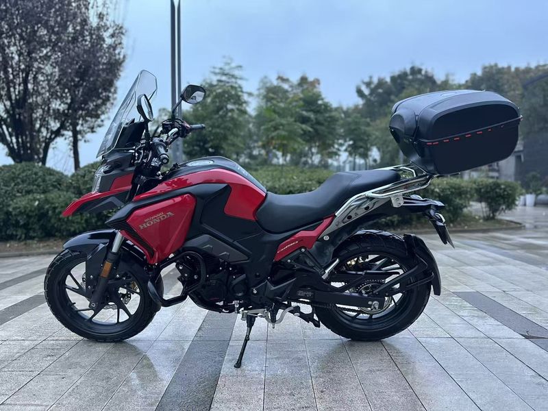 二手五羊本田猛鸷 CB190X