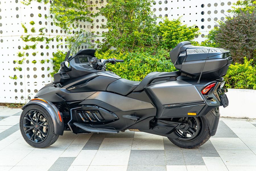 二手庞巴迪Spyder RT