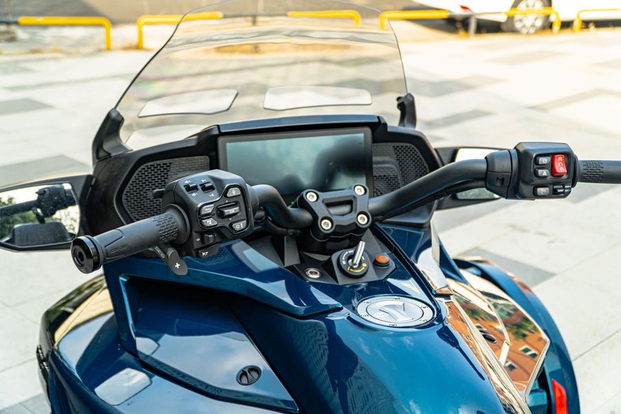 二手庞巴迪Spyder F3 