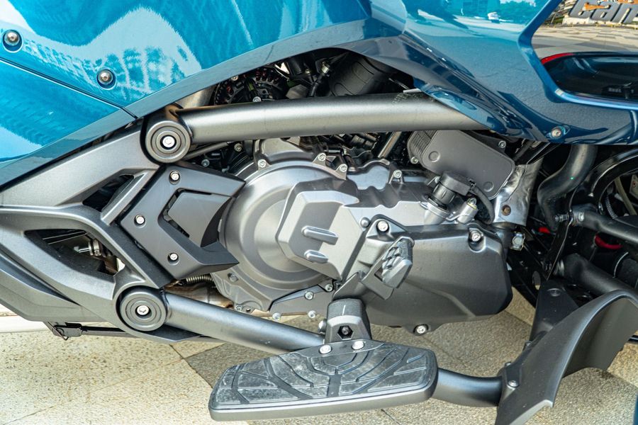 二手庞巴迪Spyder F3 