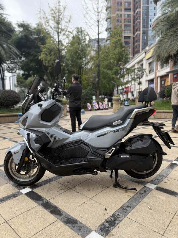 二手三阳哈士奇 Husky ADV150