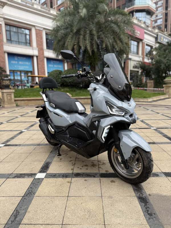 二手三阳哈士奇 Husky ADV150