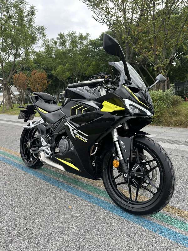 二手赛科龙RC250