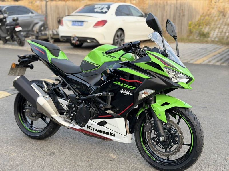 二手川崎Ninja 400