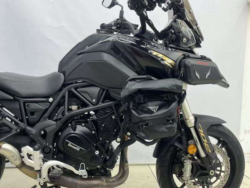 二手贝纳利TRK702