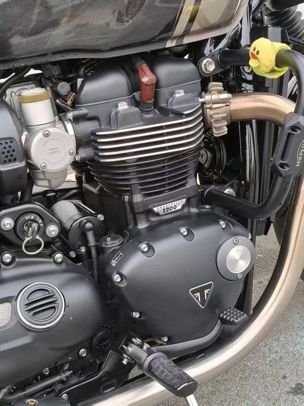 二手凯旋Bonneville Bobber