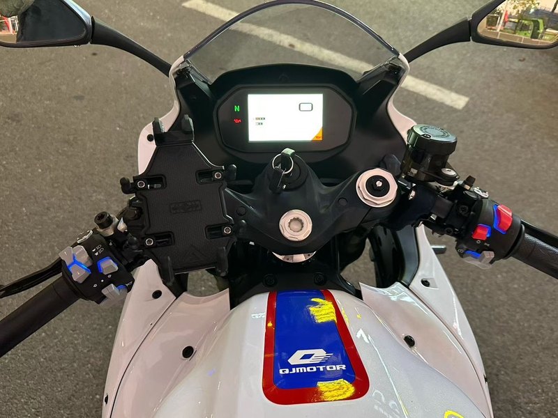 二手QJMOTOR赛600