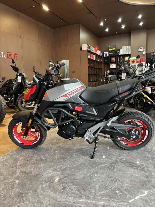 二手春风ST狒狒