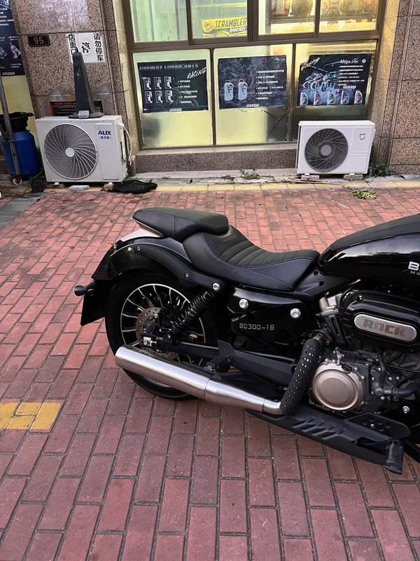 二手奔达Rock300 灰石