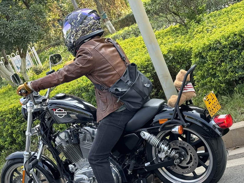 二手哈雷戴维森883L SuperLow