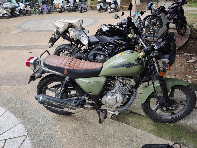 二手济南铃木酷飚150