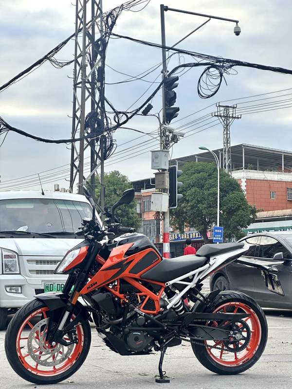 二手KTMR2R390 Duke