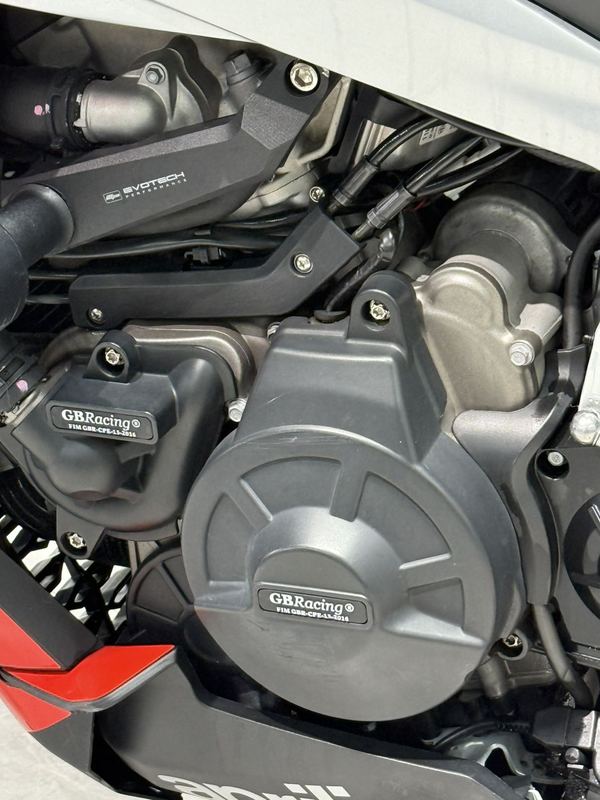 二手阿普利亚Tuono 660