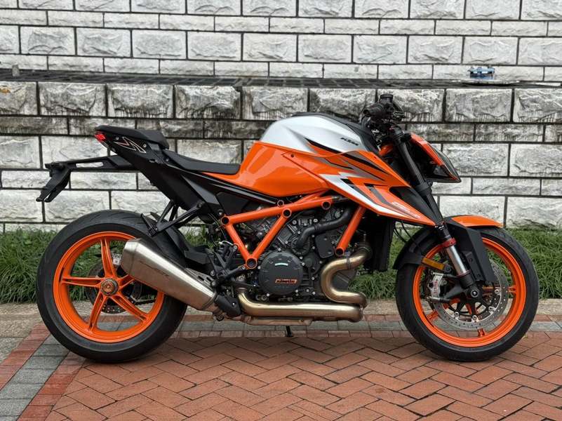 二手KTMR2R1290 Super Duke