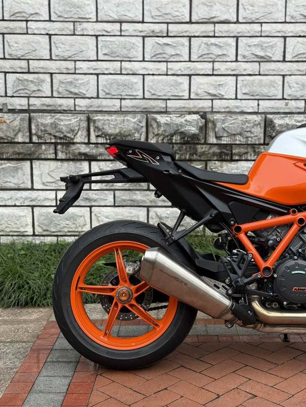 二手KTMR2R1290 Super Duke