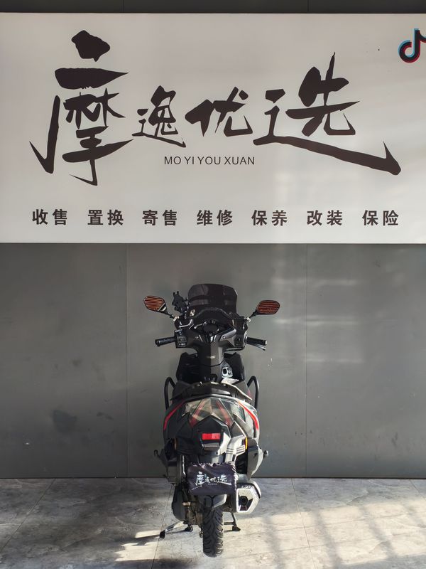 二手新大洲本田裂行 RX125Fi