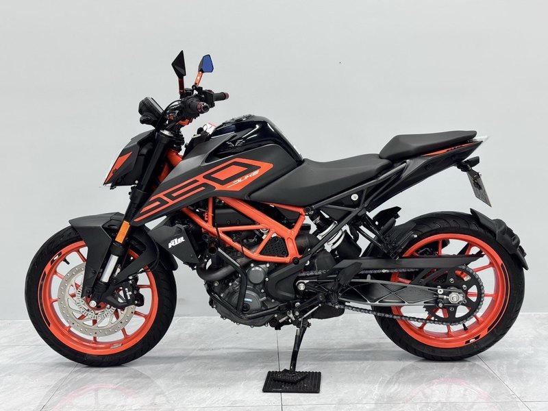 二手KTMR2R250 Duke