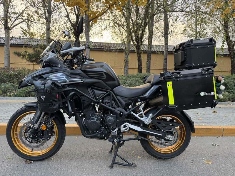 二手贝纳利TRK552