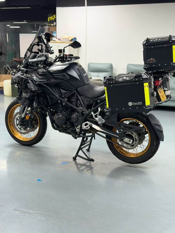 二手贝纳利TRK552