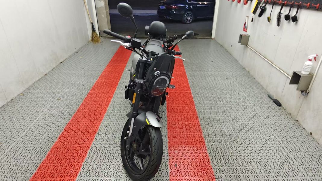 二手贝纳利幼狮 Leoncino 150