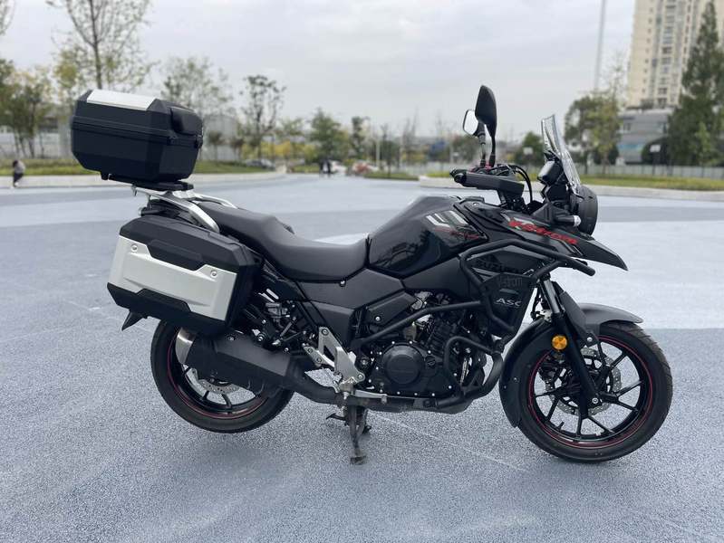 二手豪爵铃木DL250