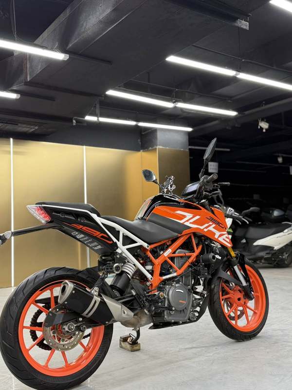 二手KTMR2R390 Duke